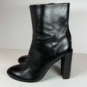 Halston Boots Women’s Black Leather Ankle Boots Size‎ 7.5